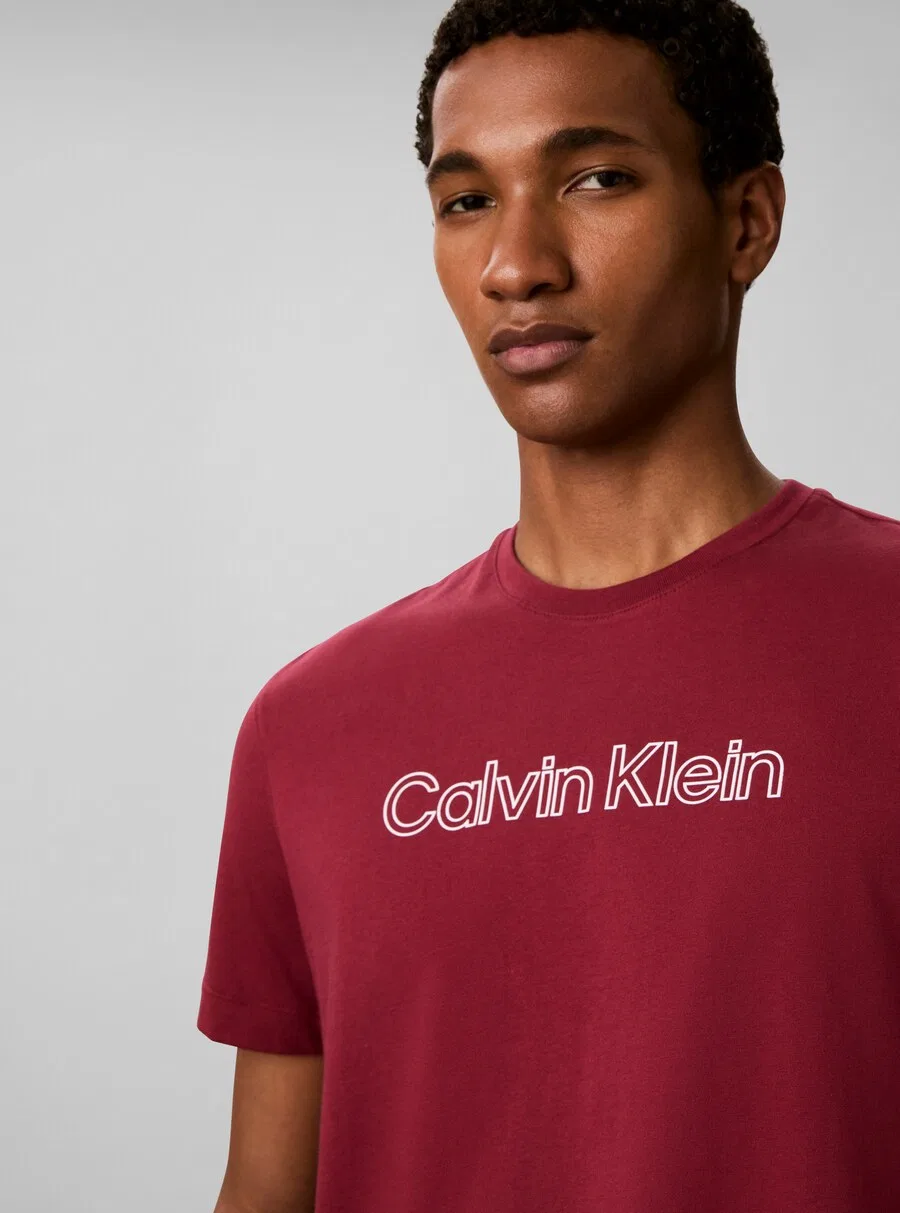 Футболка Calvin Klein бордового цвета — фото 3