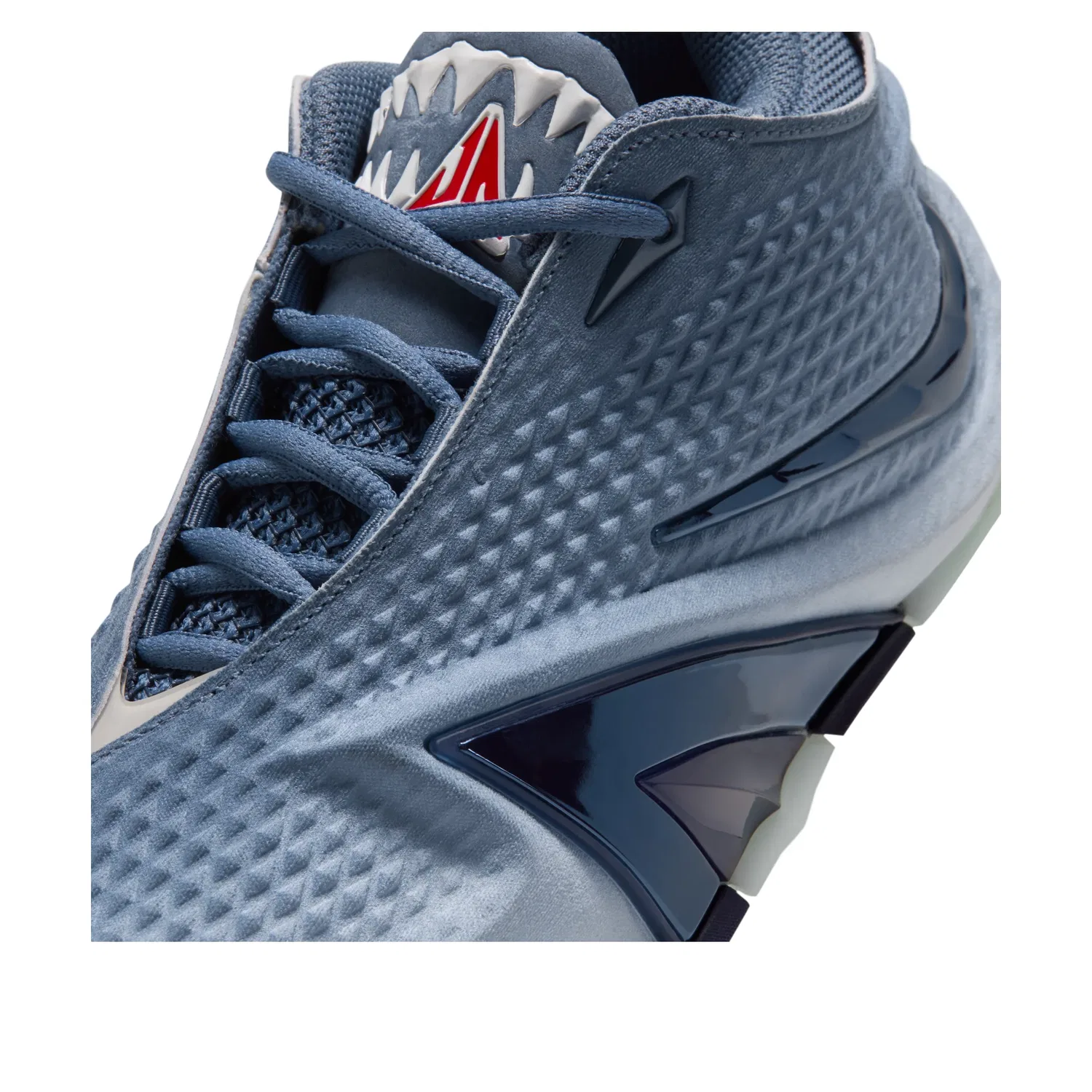 Детские кроссовки с синтетическим верхом Ja 4 'Jaws' Nike, Diffused Blue/Chambray/Glacier Blue/Blackened Blue — фото 3