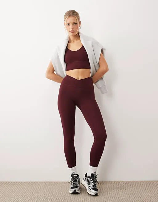 Бордово-розовый бюстгальтер со средней поддержкой adidas Performance Three Stripes Studios — фото 2