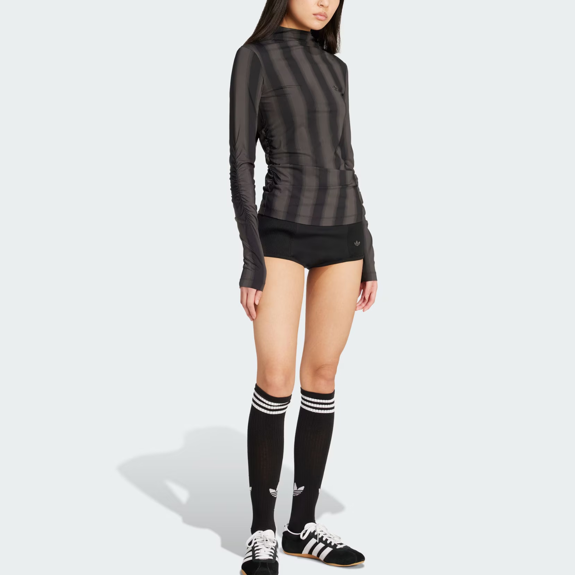 Футболка Top Regular женская Adidas Originals, черный — фото 4