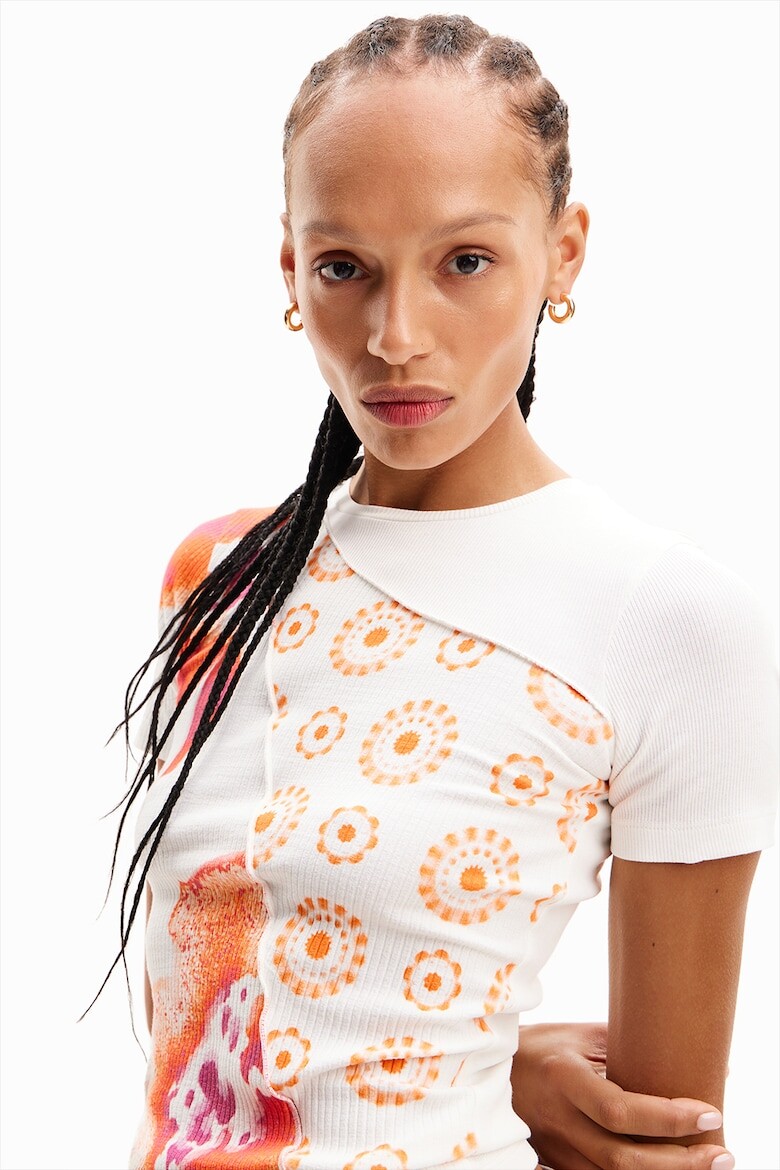 

Короткая футболка с аппликацией Desigual, белый