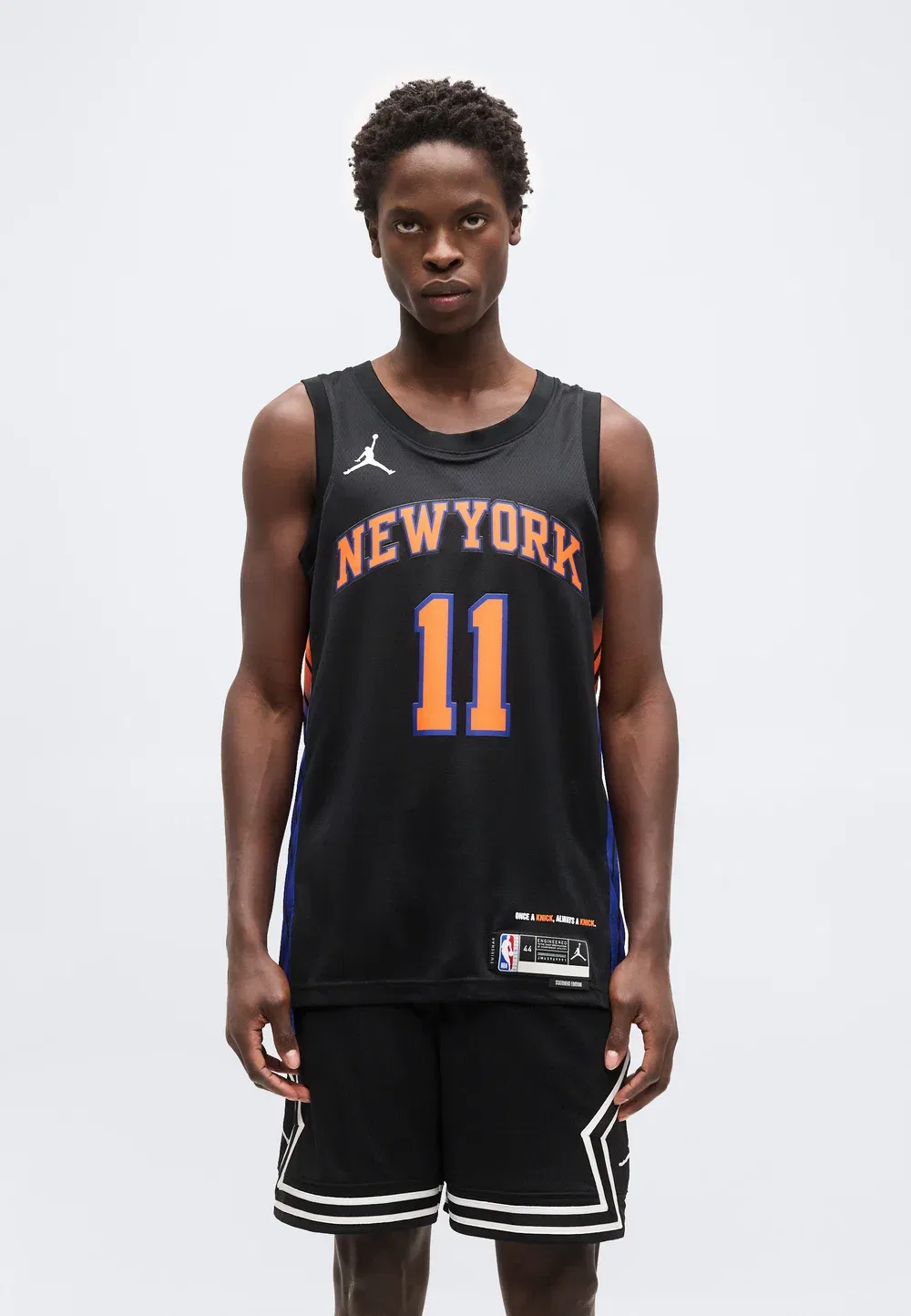Футболка New York Knicks 2025/26 Statement Edition с изображением Джалена Брансона - клубная форма Nike Performance, Black