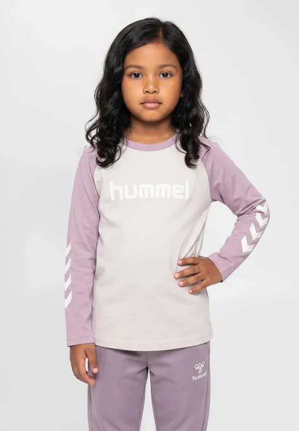 Унисекс - футболка с длинными рукавами Hummel