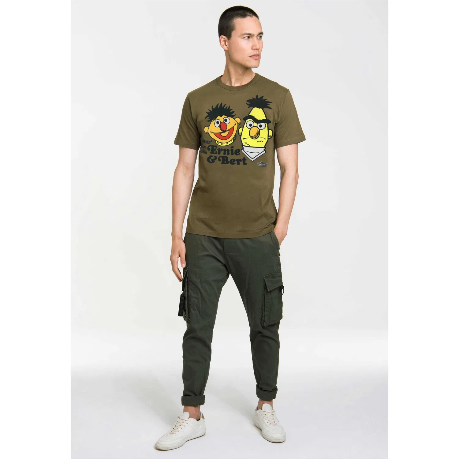 Детская футболка с принтом Ernie & Bert LOGOSHIRT, Olive Green — фото 2