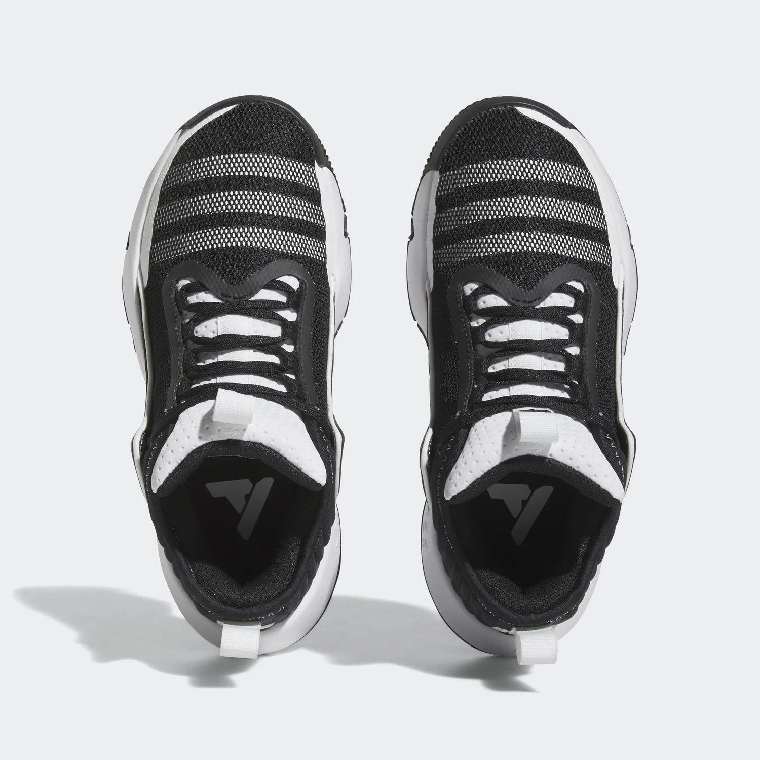 Детские баскетбольные кроссовки с кроссовками Bounce Trae Young Adidas, Black Core White Cloud — фото 3