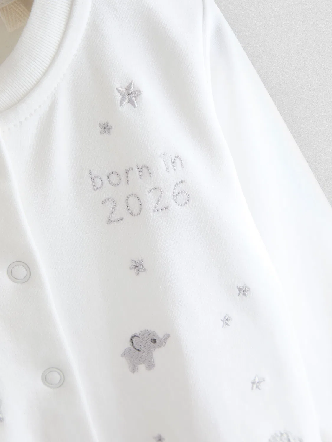 Боди-слип с вышивкой, модель Born in 2026 Jojo Maman Bébé, белый — фото 3