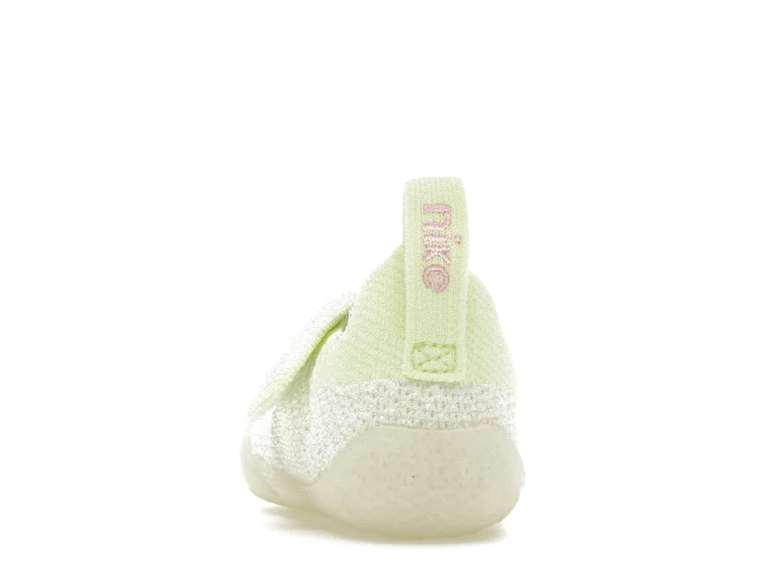 Детские кроссовки для мальчиков и девочек Nike Swoosh 1, Coconut Milk/White/Barely Volt/Pink Rise — фото 4