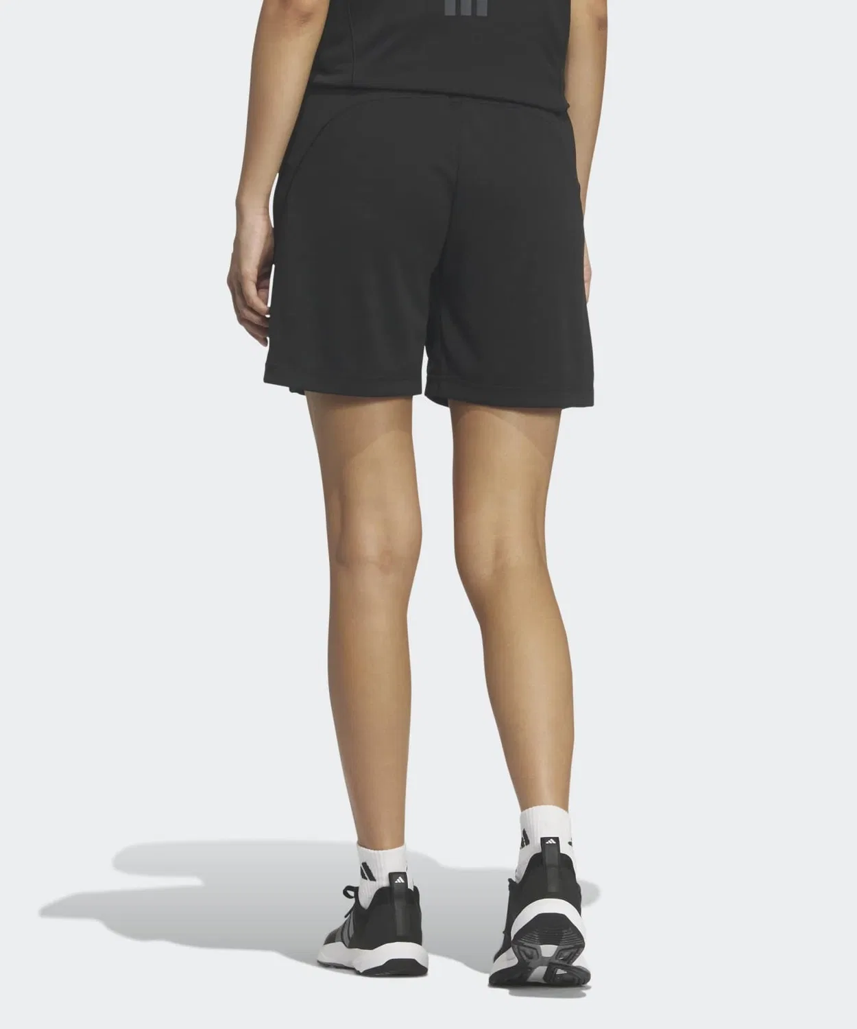 Женские шорты-поло с регулярной посадкой Training Essentials Plus CoolSense Adidas, Black — фото 2