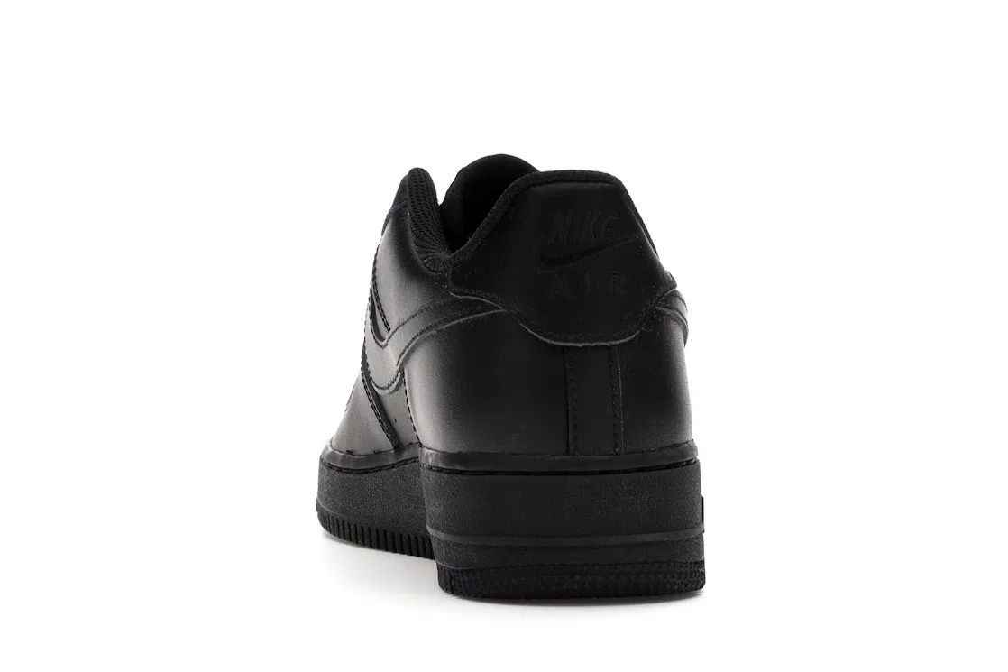 Детские кроссовки для мальчиков и девочек с низким профилем Nike Air Force 1 Low, Black/Black — фото 4
