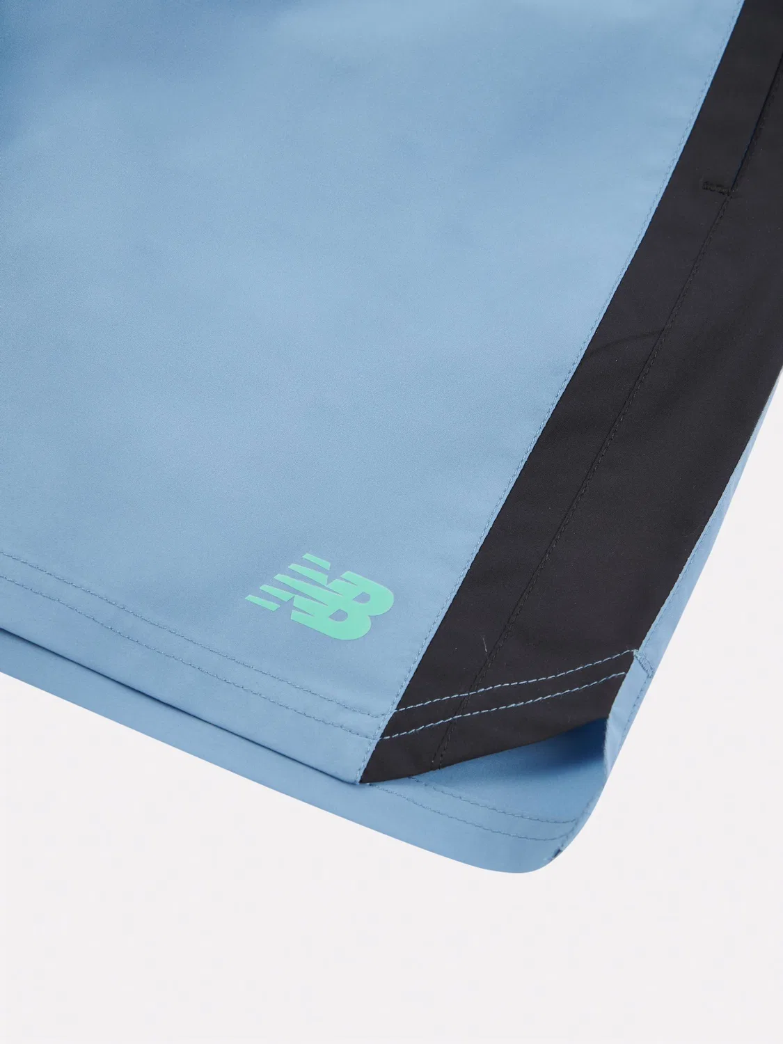 Шорты для мальчиков Athletics Light Blue New Balance, светло-синий — фото 3