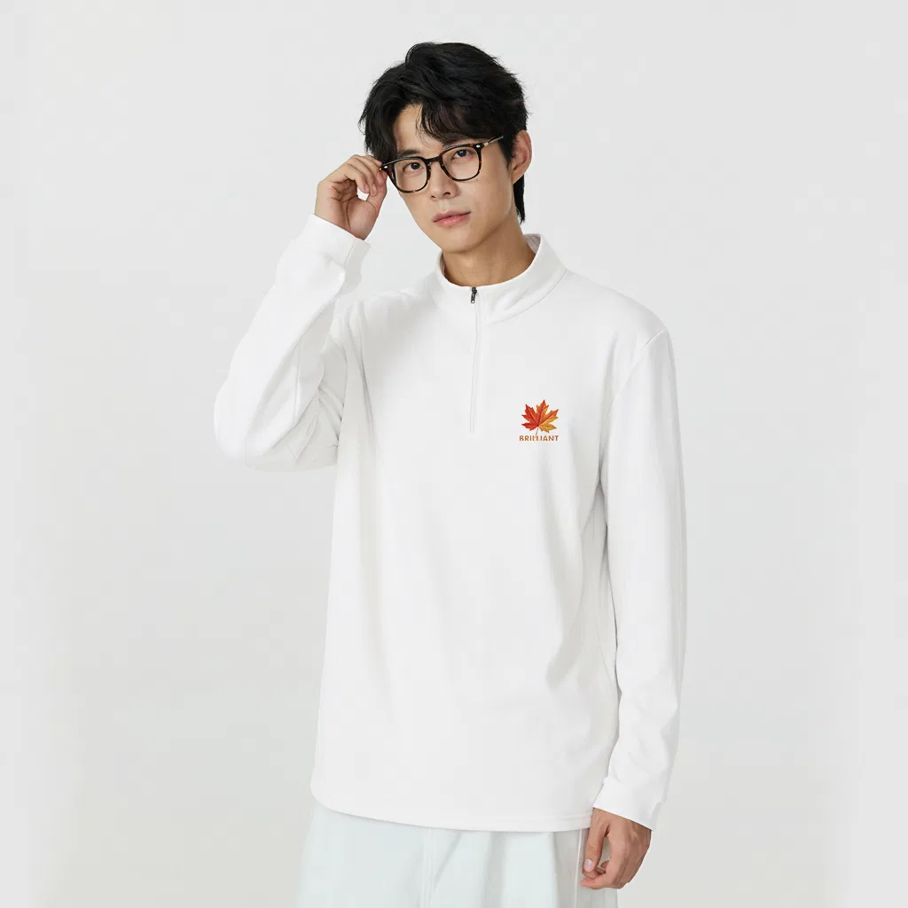 Свитшот детский с двойным флисовым слоем MINISO, White (Ma Gradient Maple Leaf Chest Logo) — фото 3