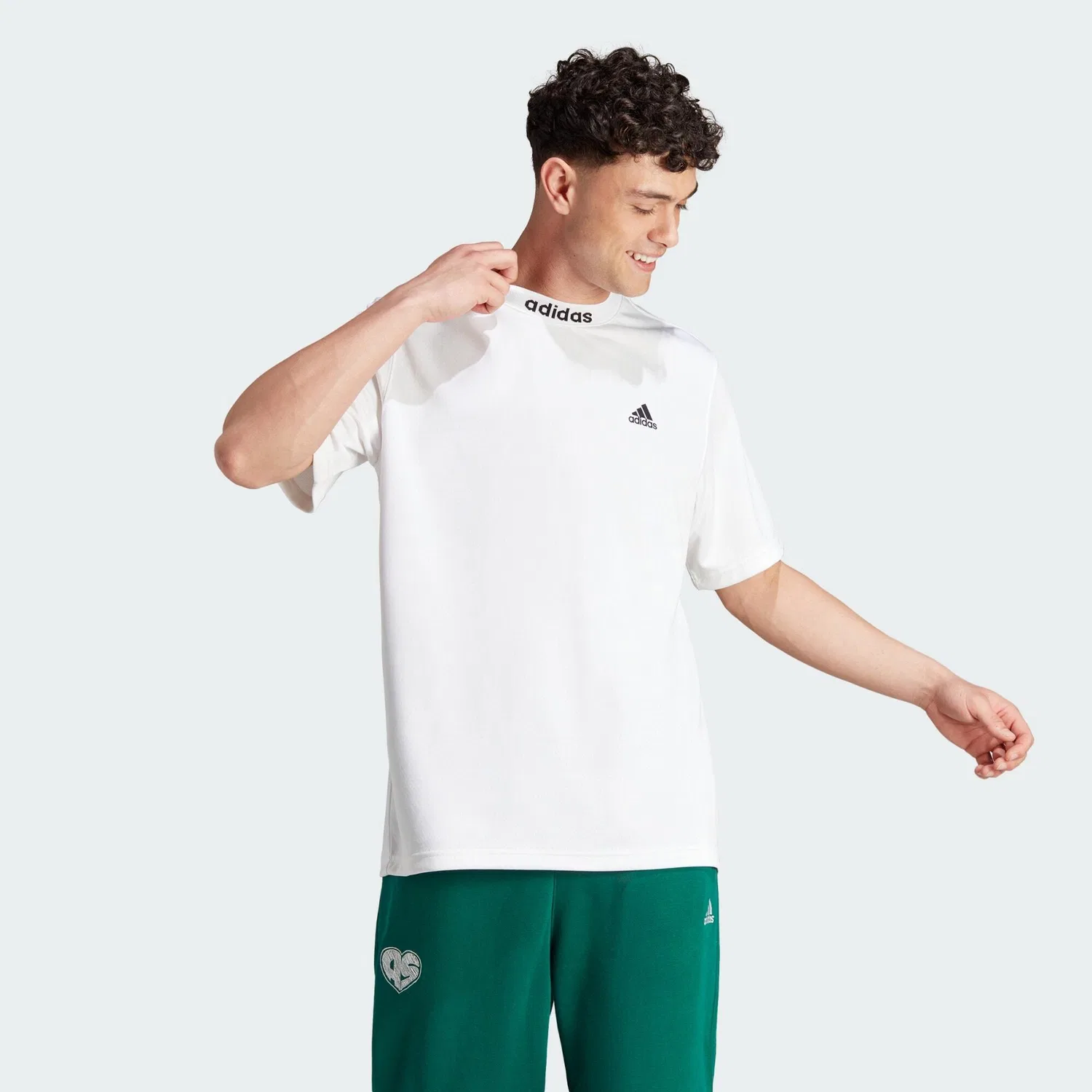 Мужская футболка с сетчатой спинкой adidas Sportswear, Цвет WEISS
