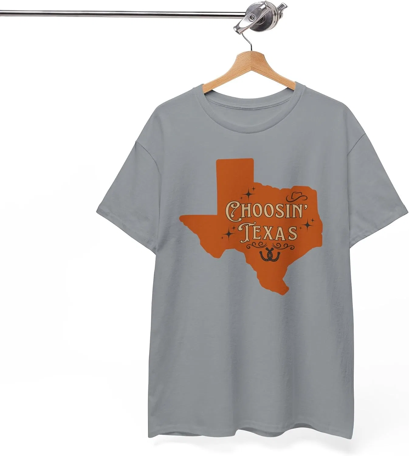 Женская футболка с принтом Choosin' Texas Country Music State Cowgirl Rodeo Ella Tee, Gravel — фото 2