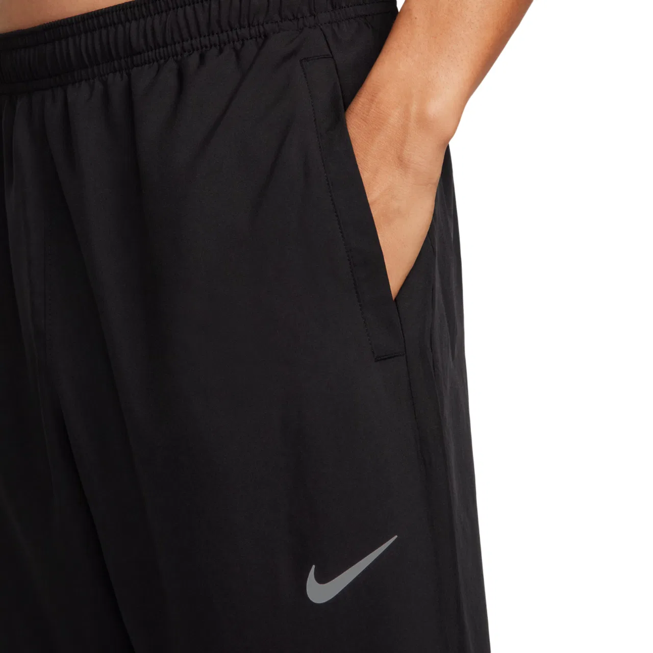 Мужские беговые брюки Dri-FIT Challenger Nike, цвет Black/Black/Reflective Silver — фото 4