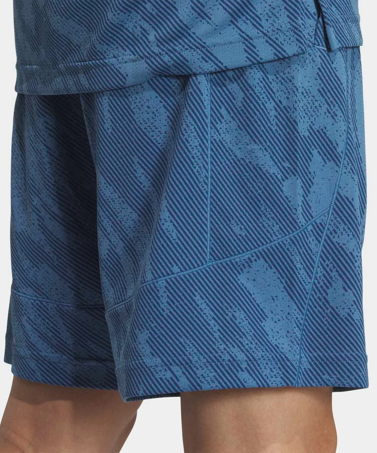 Мужские шорты с принтом Tech Essentials Cool Touch Regular Fit Camo AOP 9 Inch Adidas, Blue — фото 4