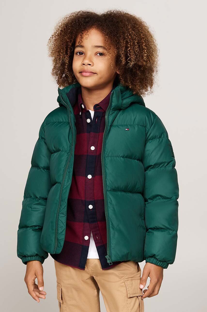 

Детская куртка Tommy Hilfiger, зеленый