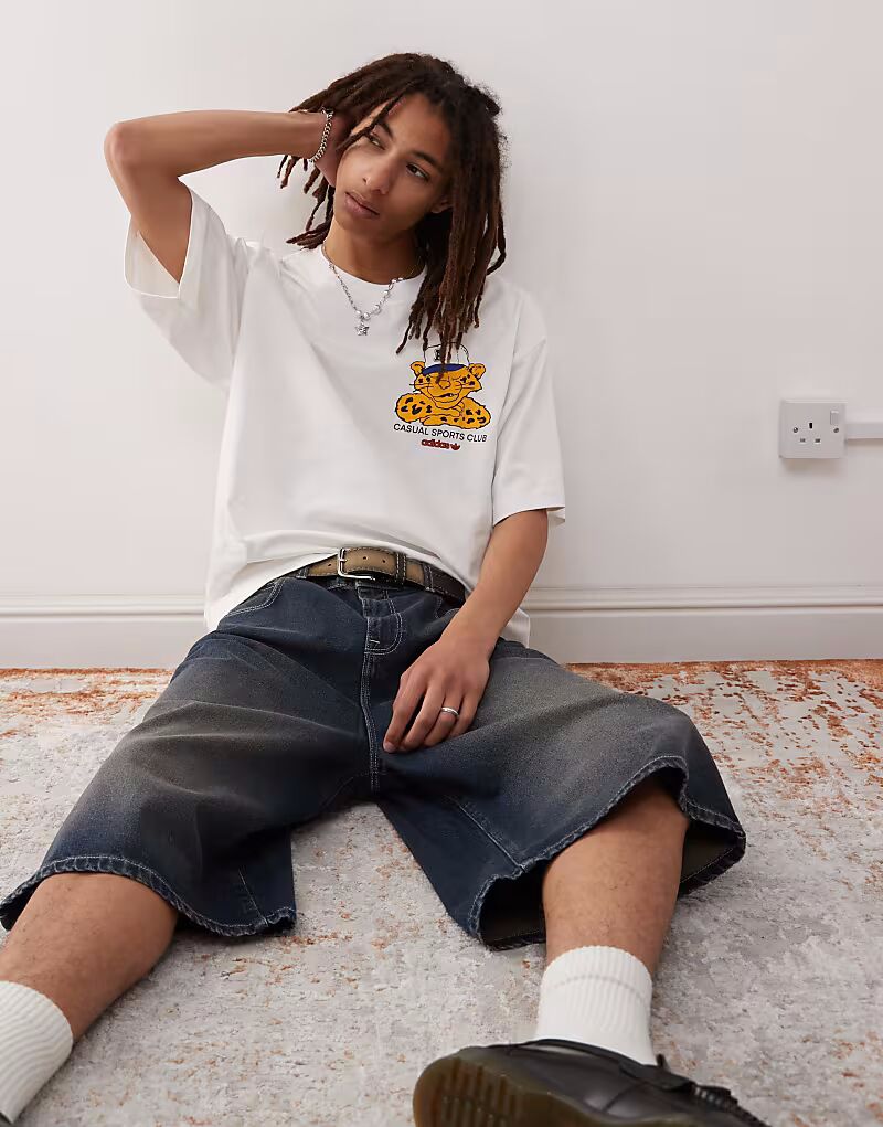 

Adidas Originals - Wabash - Футболка белого цвета с леопардовым принтом