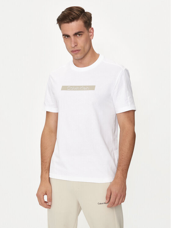 

Футболка стандартного кроя Calvin Klein, белый