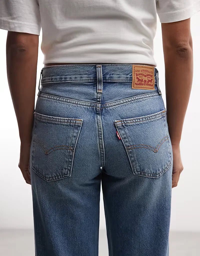 Джинсы Levi's '94 свободного кроя с рваными коленями, средне-синий — фото 4