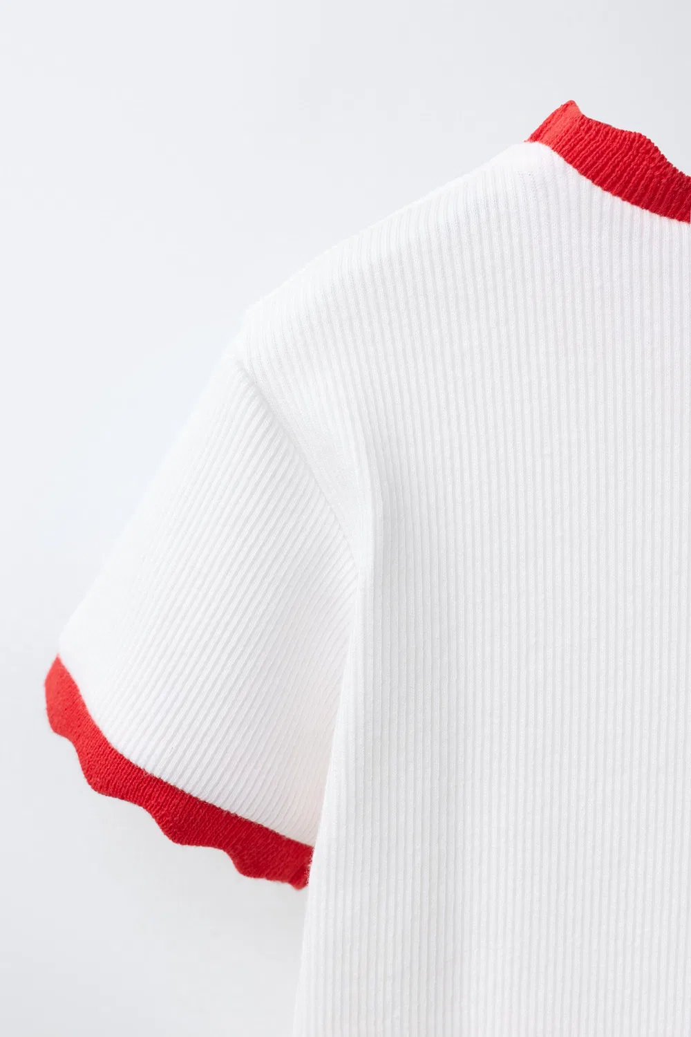 Ребристая футболка с контрастной вышивкой ZARA, Red — фото 4