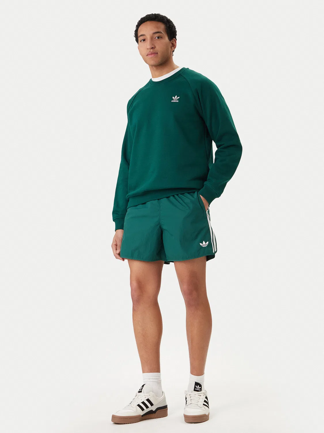 Мужские спортивные шорты стандартного кроя Sprinter Adidas, зеленый — фото 2
