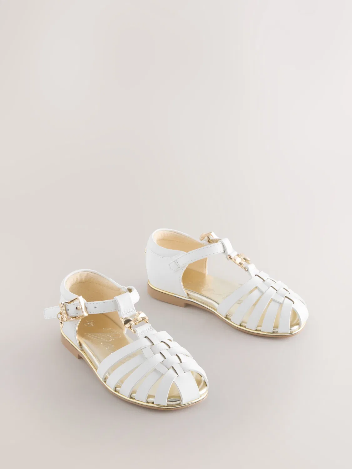 Сандалии Fisherman с пряжкой и бантом Baker by Ted Baker, белые
