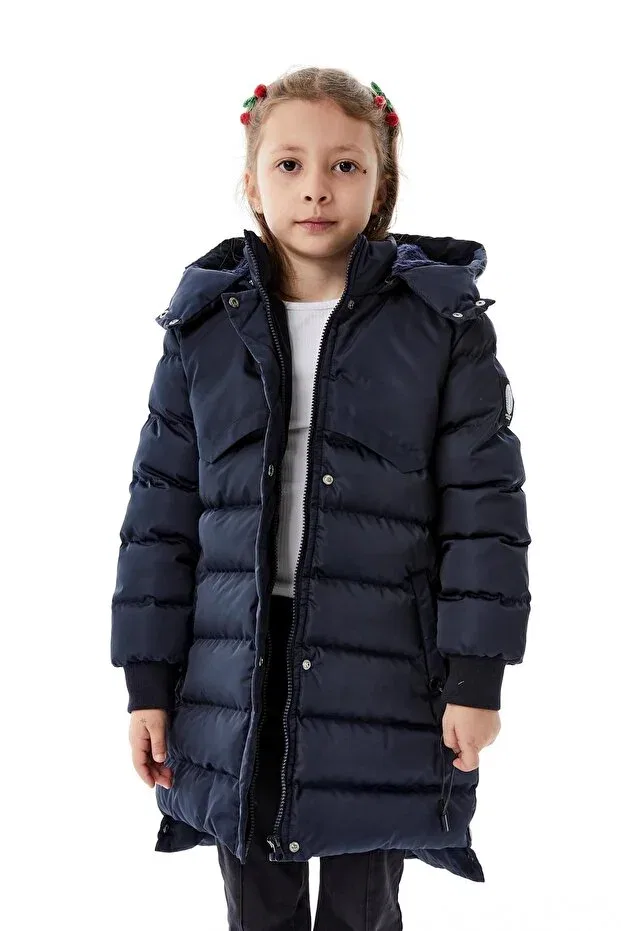 Детское зимнее пальто-пуховик для девочек с капюшоном Benitto Kids, Navy Blue — фото 2