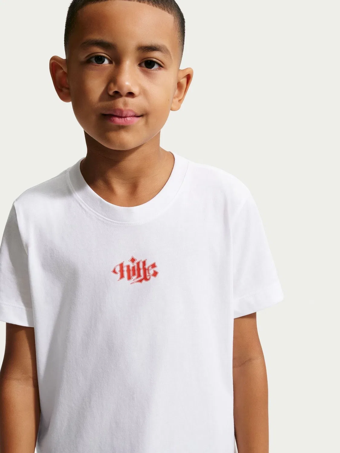 Футболка с принтом Nike White Valentines Graphic, белый — фото 3