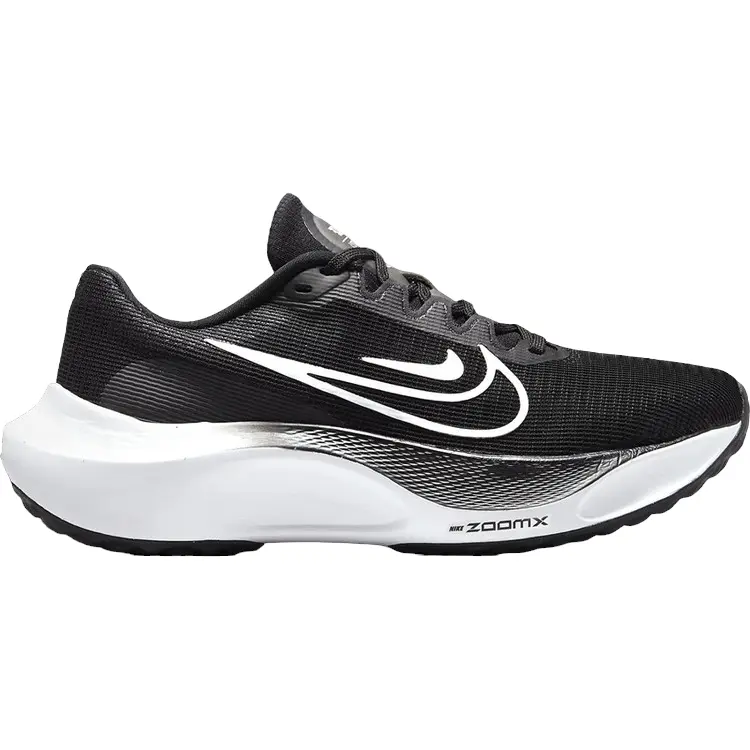 

Кроссовки Nike Wmns Zoom Fly 5 'Black White', черный (Размер 34,5 RU)