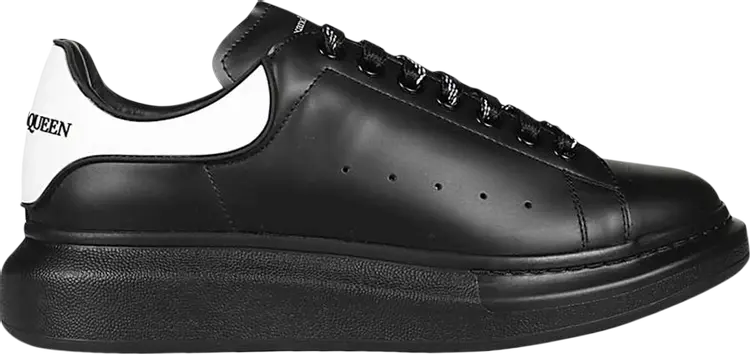 

Кроссовки Alexander McQueen Oversized Sneaker Black, черный