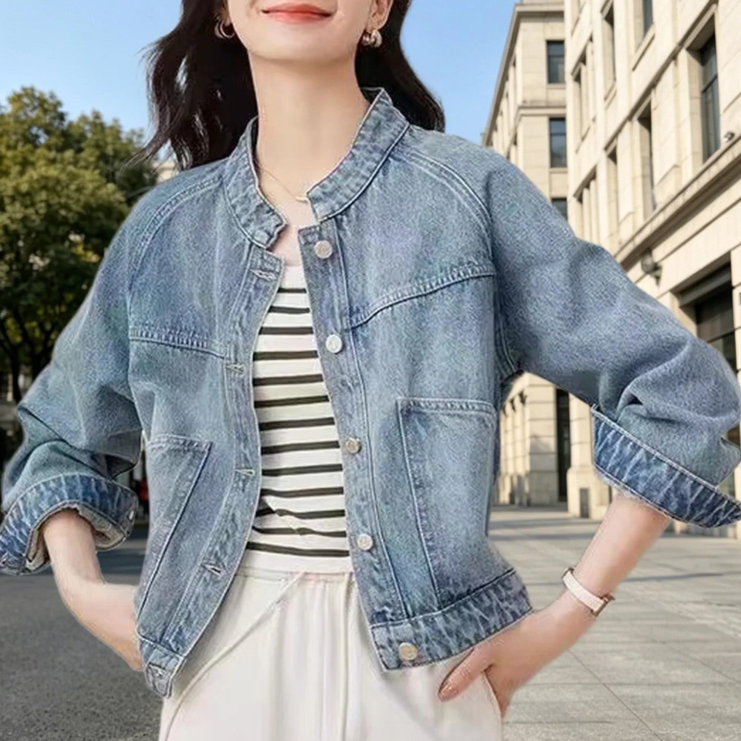 Женская джинсовая куртка с воротником-стойкой, модель Vintage Trucker, Blu celeste — фото 2