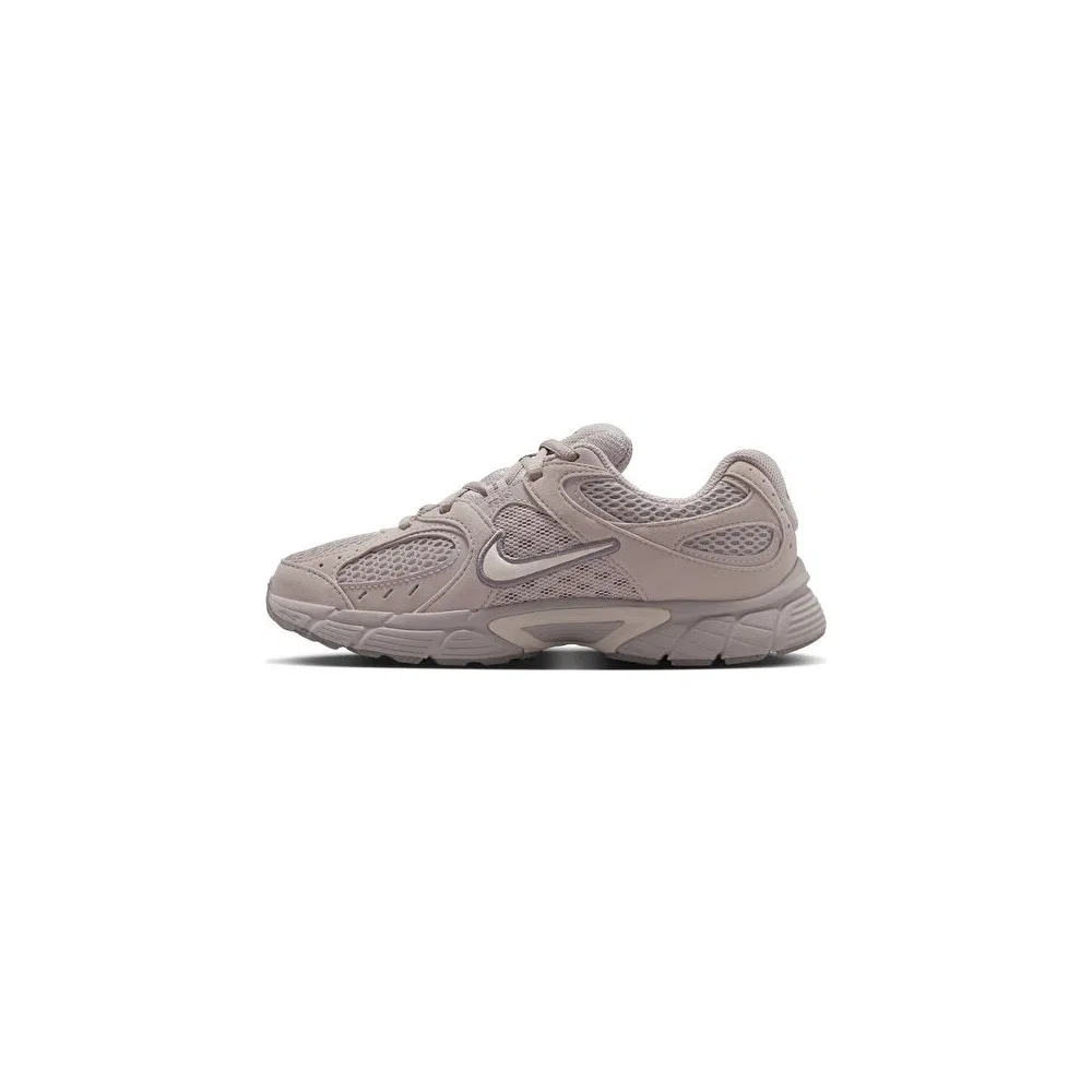Детские кроссовки Nike V5 RNR Suede (GS) Genç Günlük Ayakkabı IO1644-201 Kahverengi — фото 2