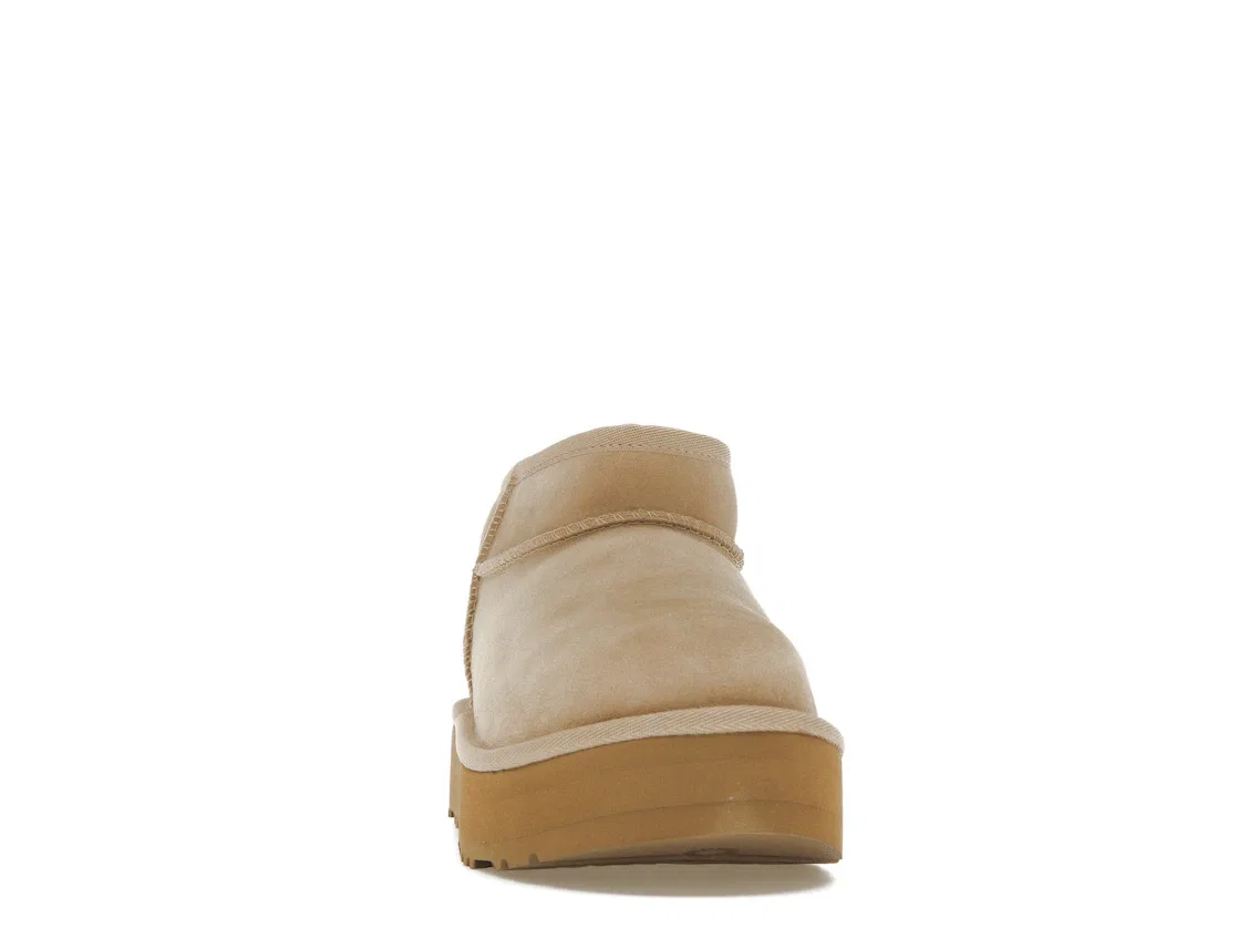Детские ботинки с платформой UGG Classic Ultra Mini Platform Boot, Sand — фото 2