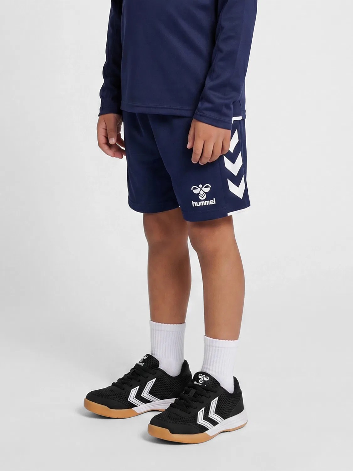 Детские шорты из гладкой ткани с моделью Hmlcore, Hummel, Midnight Indigo / White