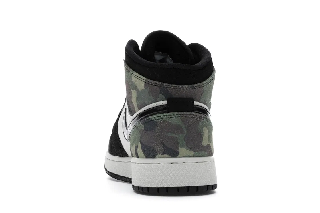 Детские кроссовки с камуфляжным принтом Jordan 1 Mid Jordan, Light Bone/Black — фото 4