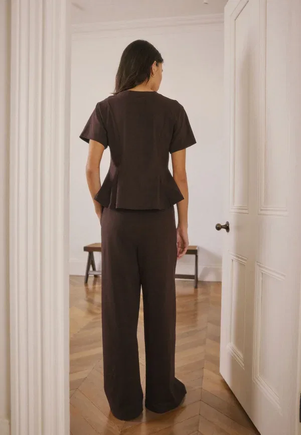 Комплект пижамы из хлопка Tall fit - cinched waist peplum short sleeve pyjamas set Next, chocolate brown, коричневый/шоколадный — фото 3