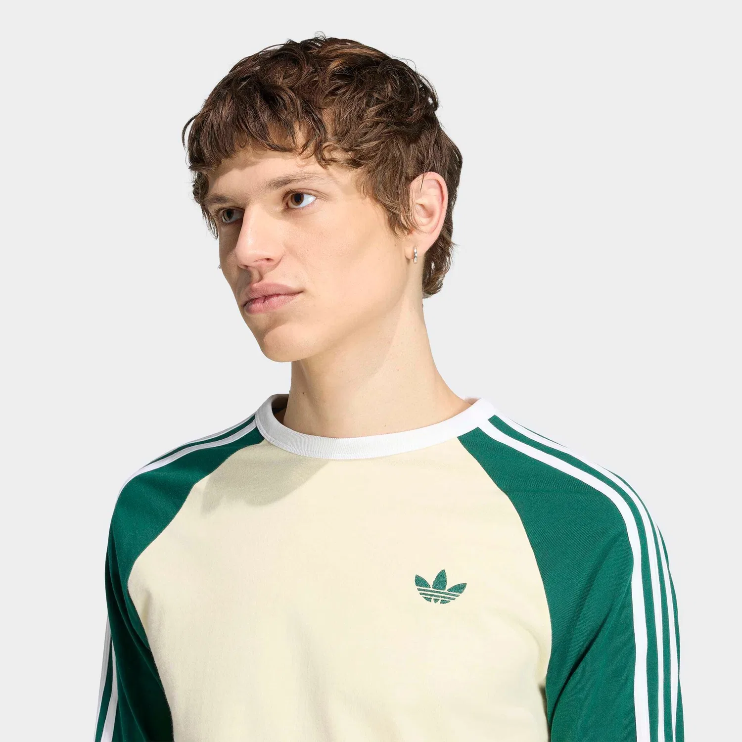 Мужской лонгслив с тремя полосками Adidas Originals, Warm Vanilla/Collegiate Green — фото 3