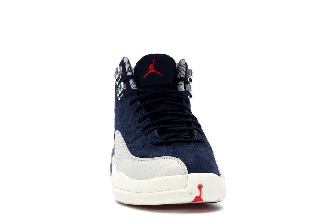 Детские кроссовки Lifestyle с принтом Jordan 12 Retro Jordan, College Navy/University Red-Sail — фото 2