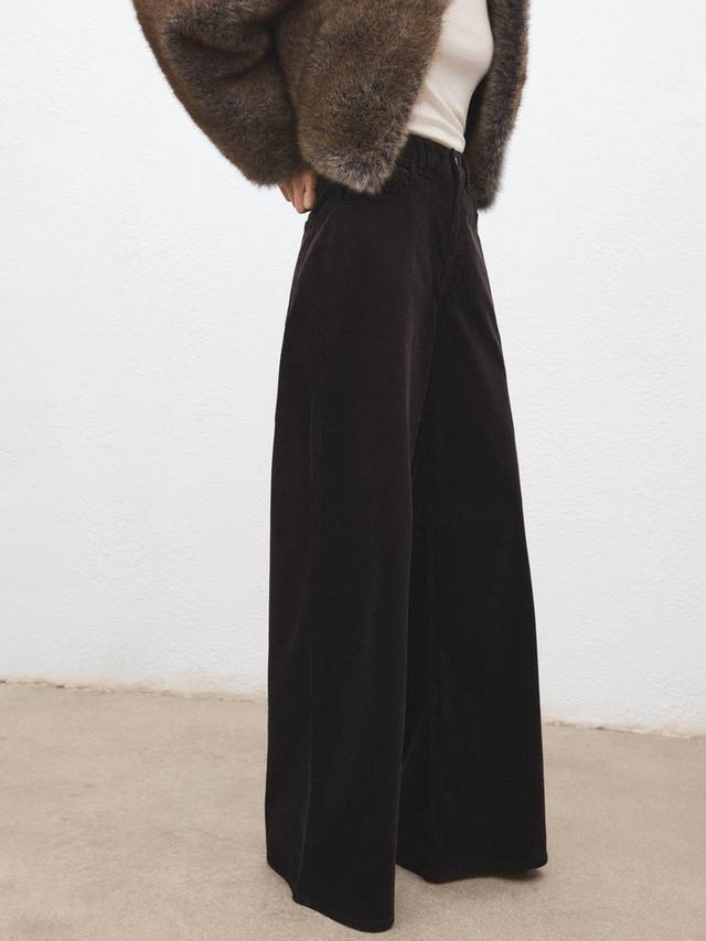 

Джинсы кармен с широкими штанинами из вельвета Mango, Dark Brown