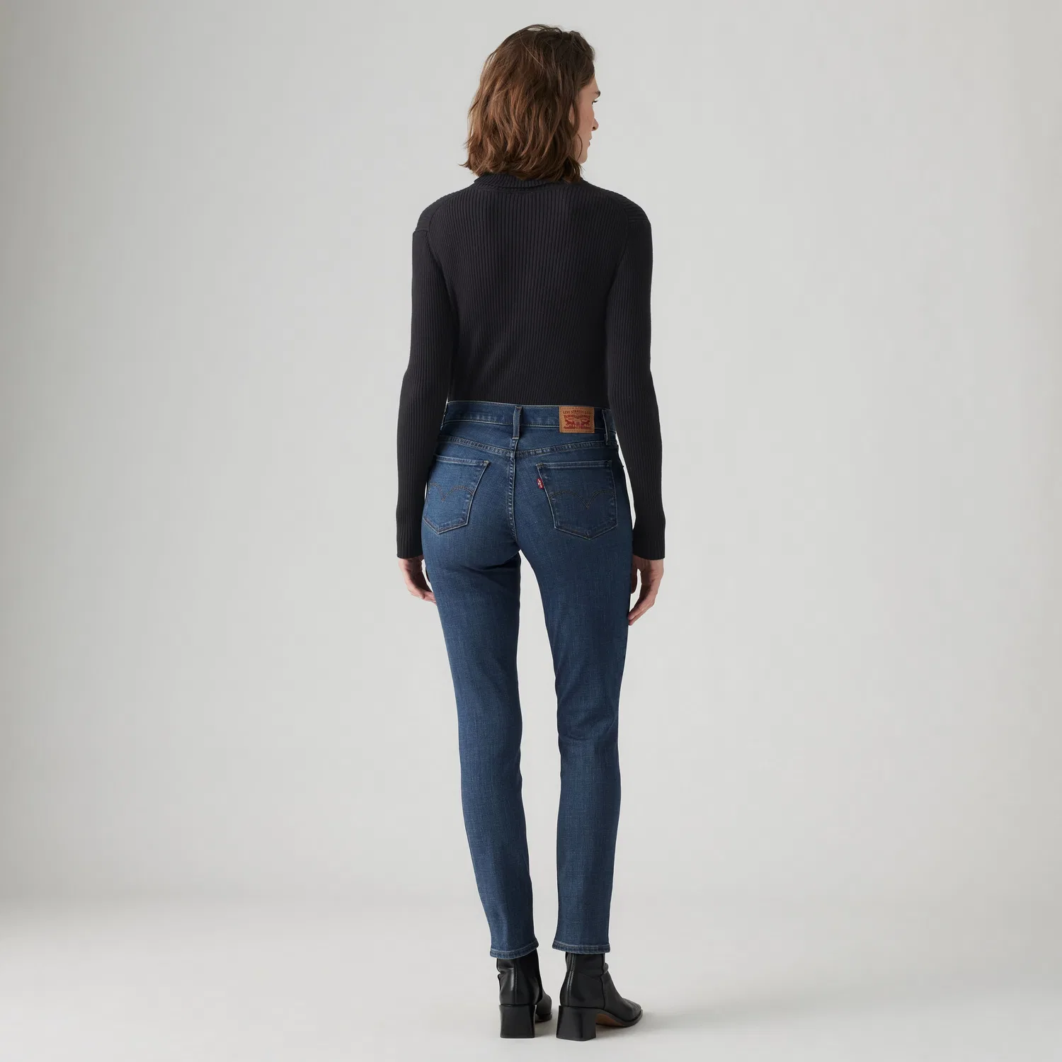 311 Формирующие узкие женские джинсы Levi's, Medium Wash