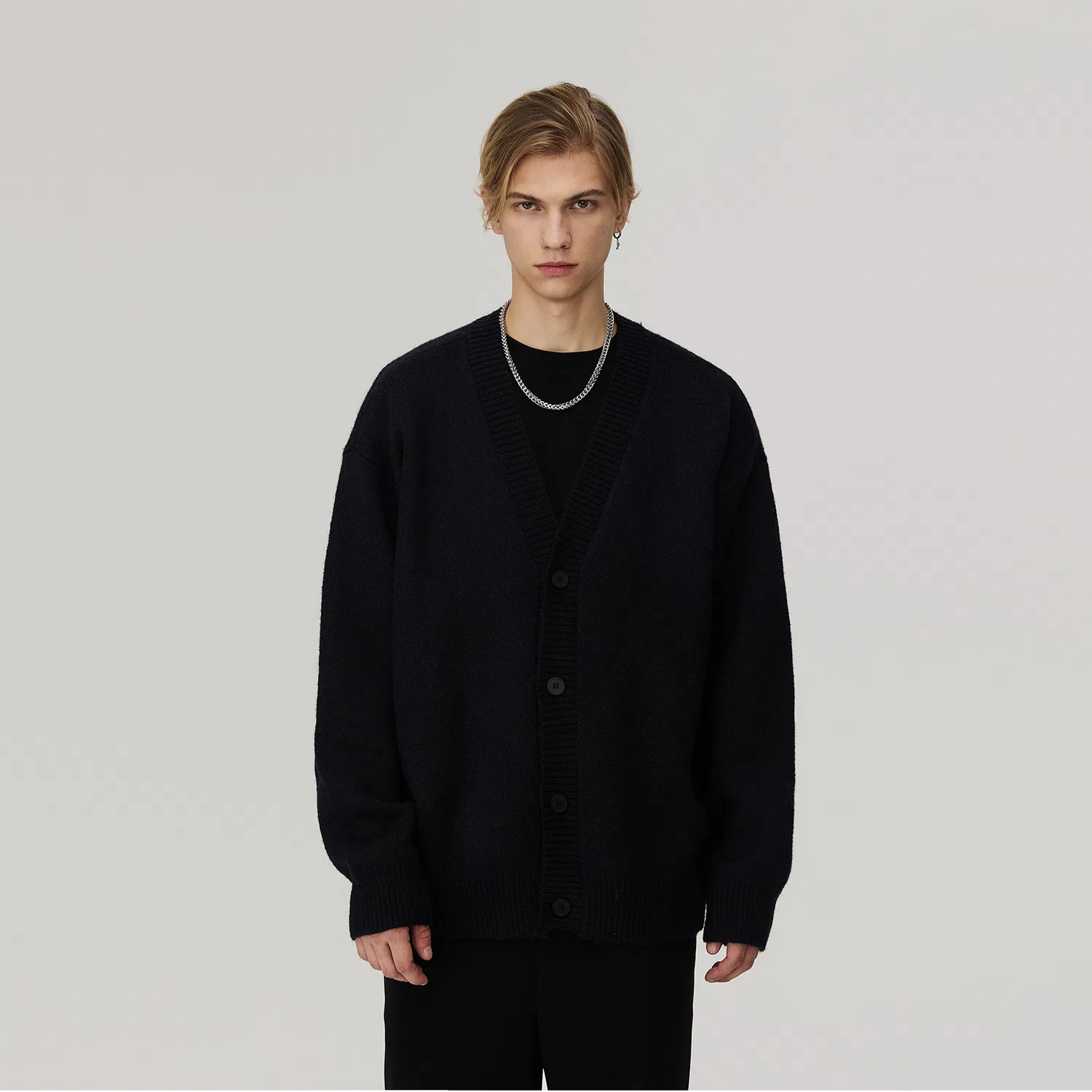 Детский кардиган с V-образным вырезом Knitwear Unisex V Neck Moderate Cardigan CLIMAX VISION, Black — фото 4
