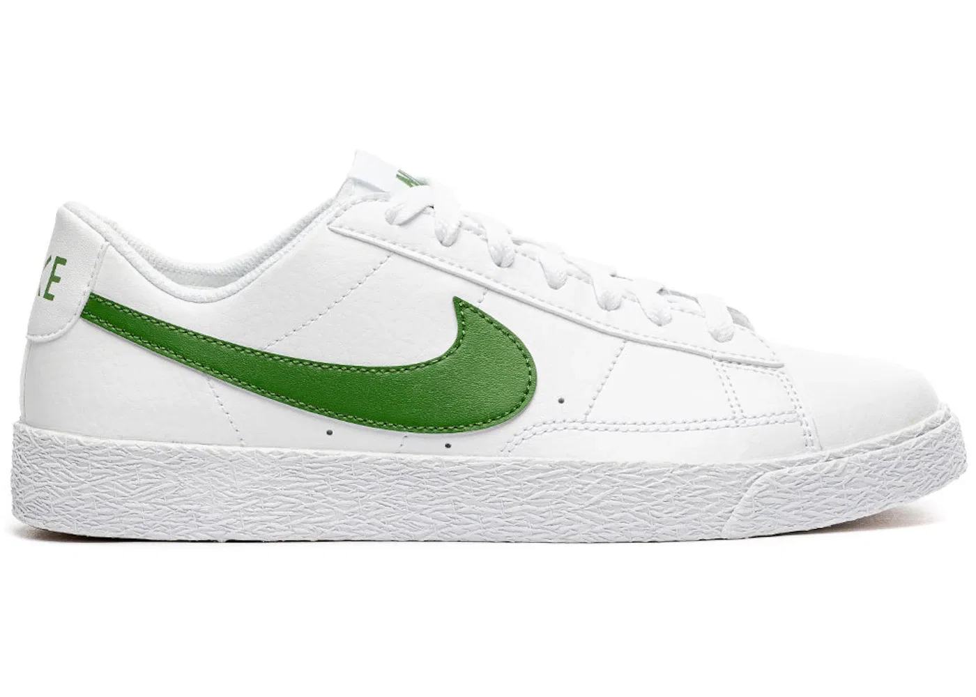 Детские кроссовки для мальчиков с контрастной подошвой Nike Blazer Low Nike, White/Forest Green/Sail