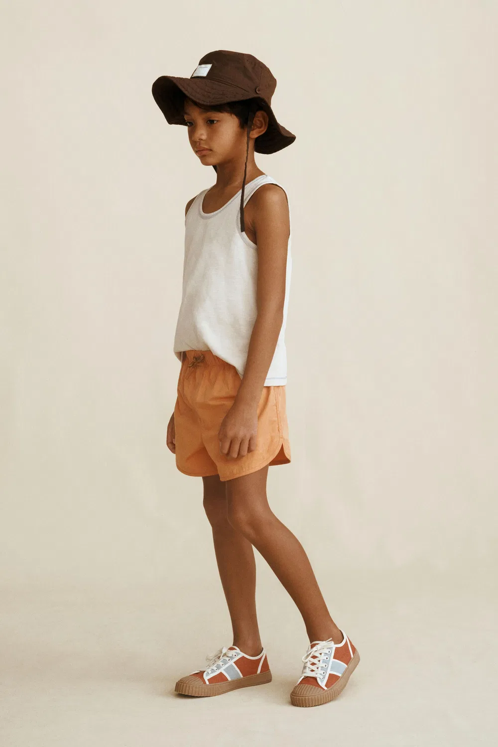 Кроссовки, созданные в сотрудничестве Caramel London и Zara, Red