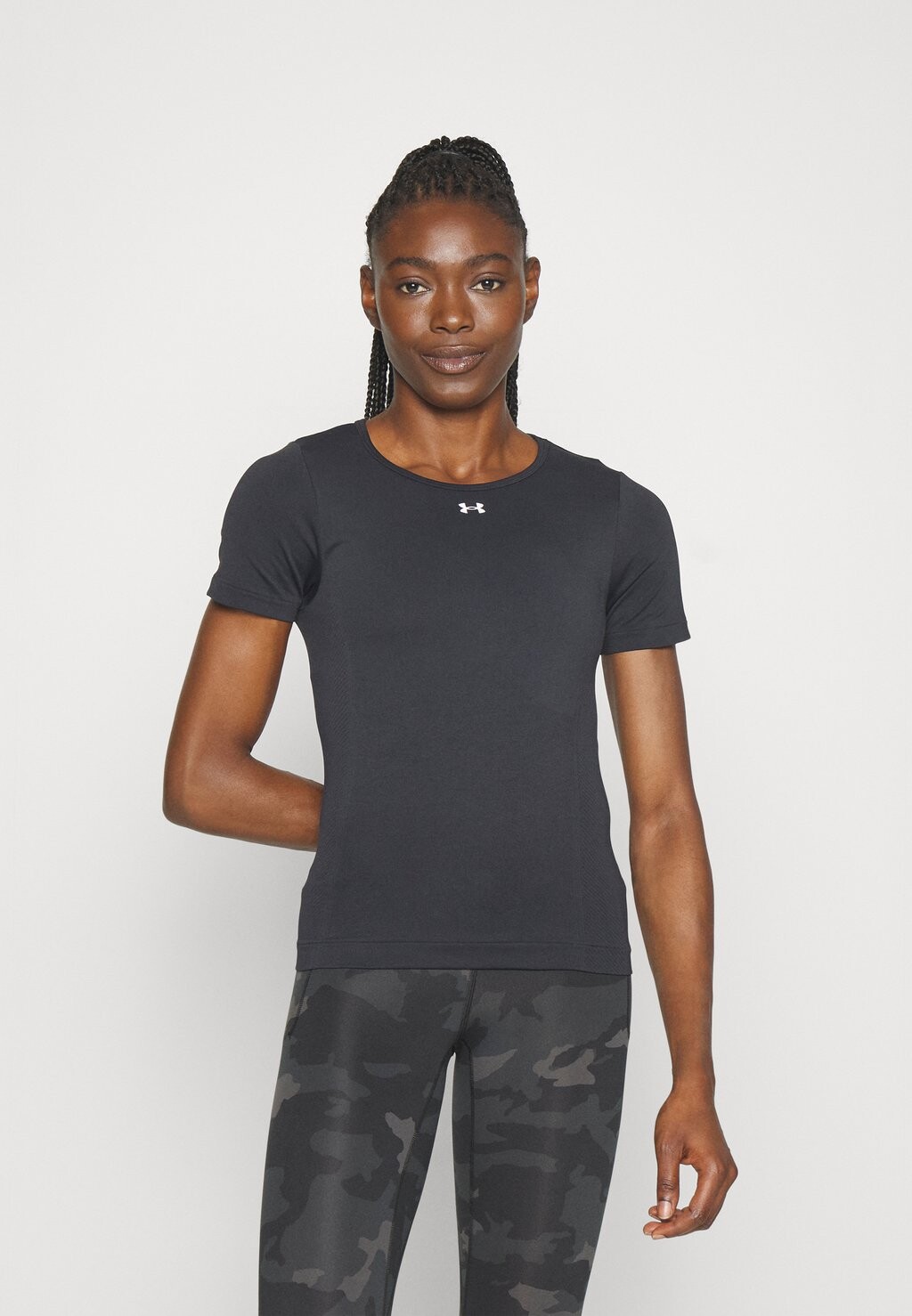 

Спортивная футболка TRAIN SEAMLESS Under Armour, черный