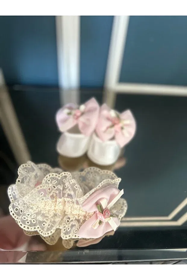 Детские пинетки и повязка на голову Vintage Baby Pink Booties And Headband Combo Dizaynbyasena, Pink — фото 3