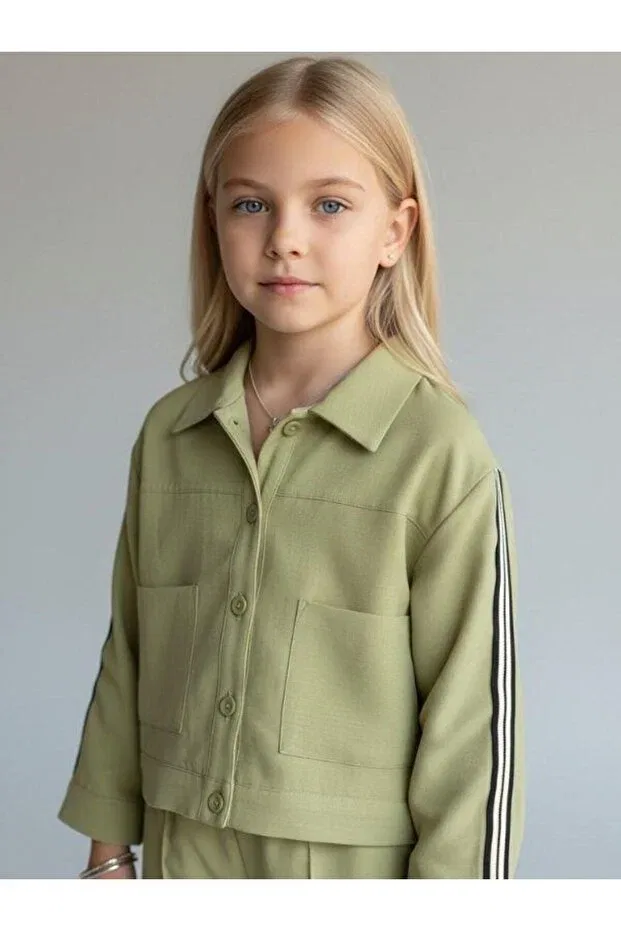 Детская полосатая куртка с декоративными пуговицами Zekids — фото 2