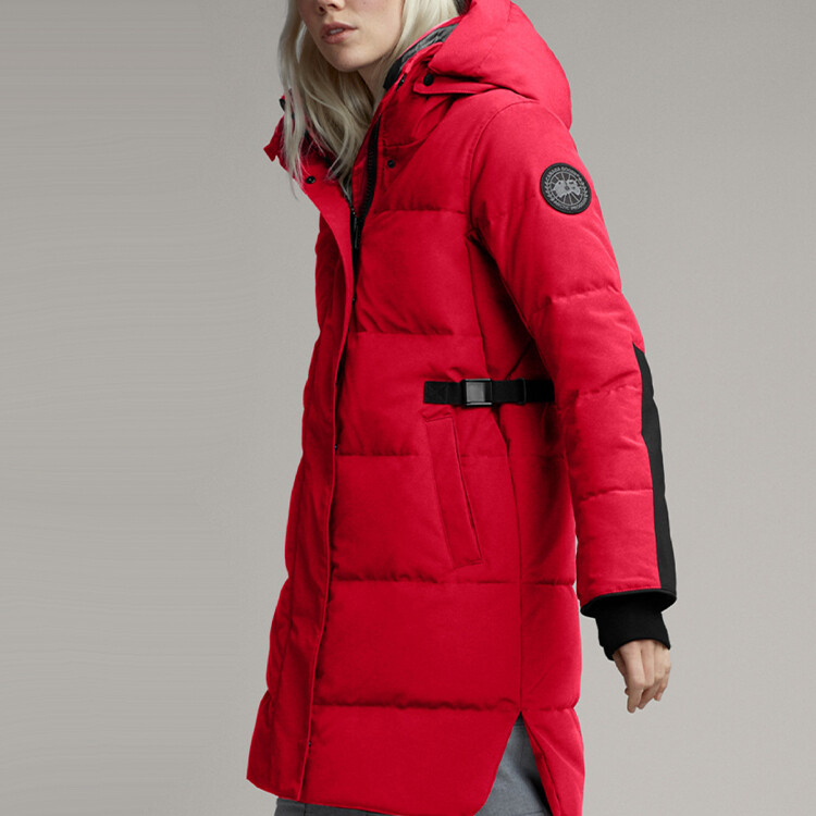 Женская куртка Black Mark Down, цвет красный Canada Goose — фото 3