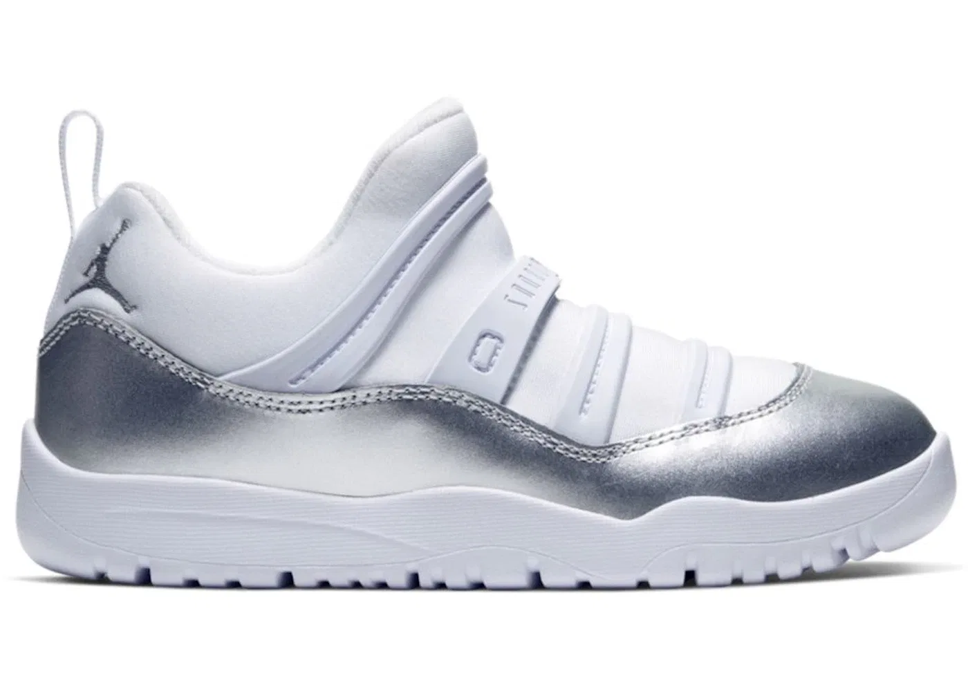 Детские кроссовки Lifestyle Jordan 11 Flex Jordan, White/Vast Grey/Metallic Silver