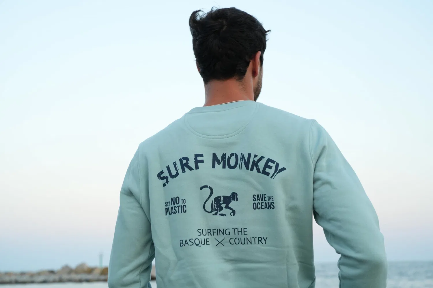 Детский свитшот с принтом Save the Ocean Surf Monkey, Graugrun — фото 4