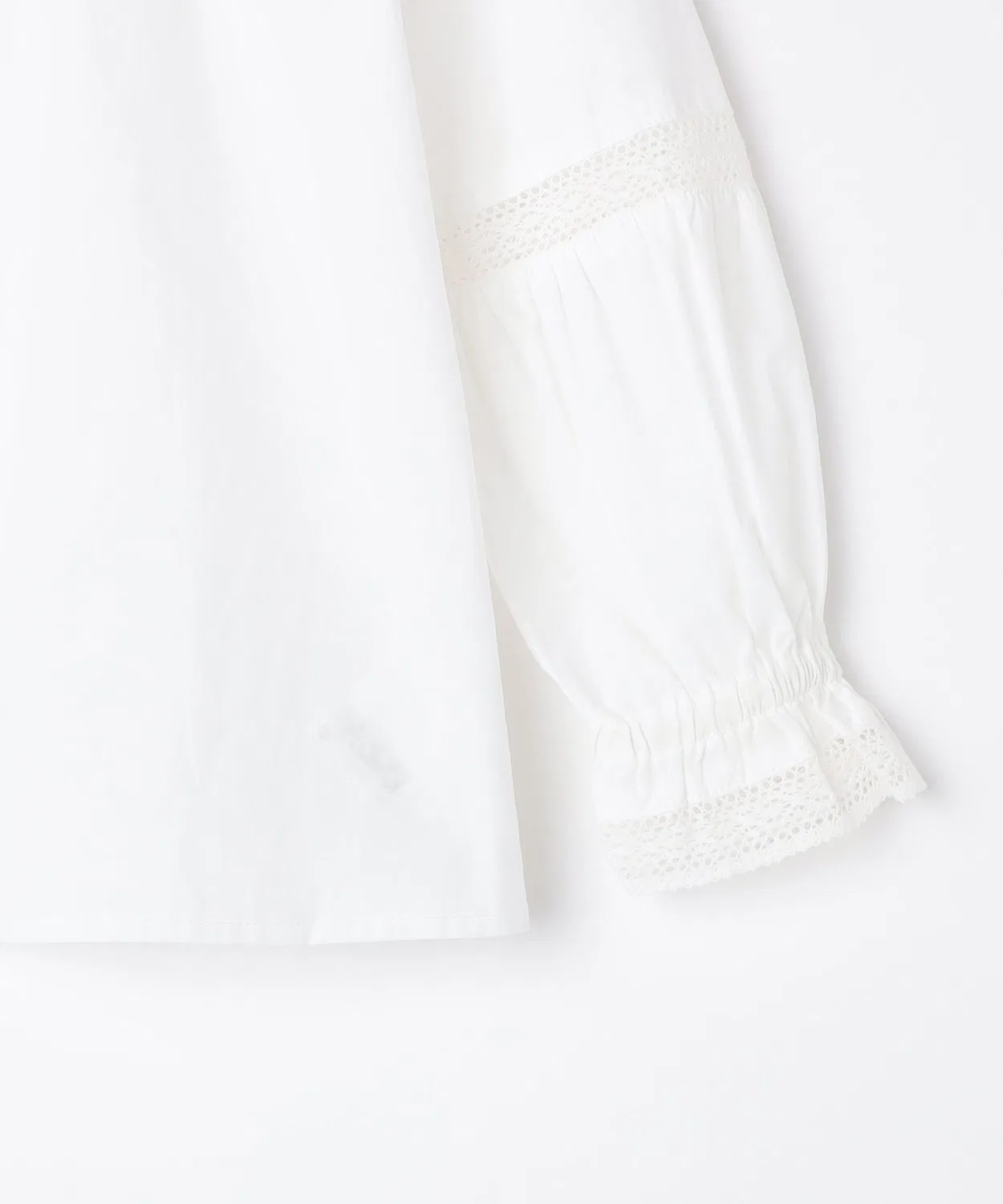 Детская блузка с длинным рукавом с пинтаками и кружевом SHIPS, Off White — фото 4